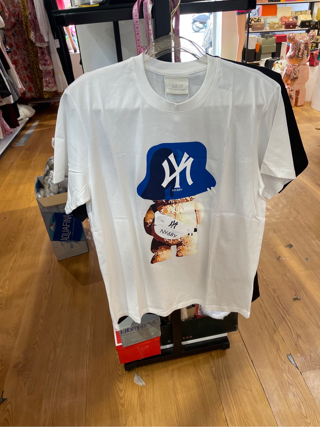 HCMÁo thun MLB hình gấu Red Lazadavn #14 HCMÁo thun MLB hình gấu Red Lazadavn
